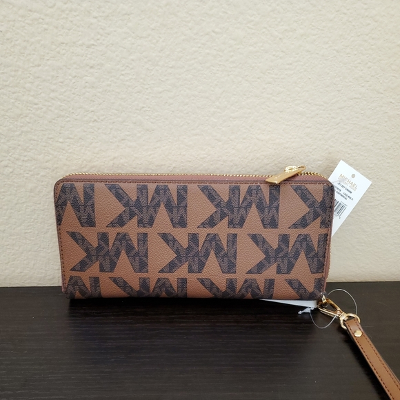 Michael kors Jet Set Large Travel Continental Wallet - Picture 4 of 8